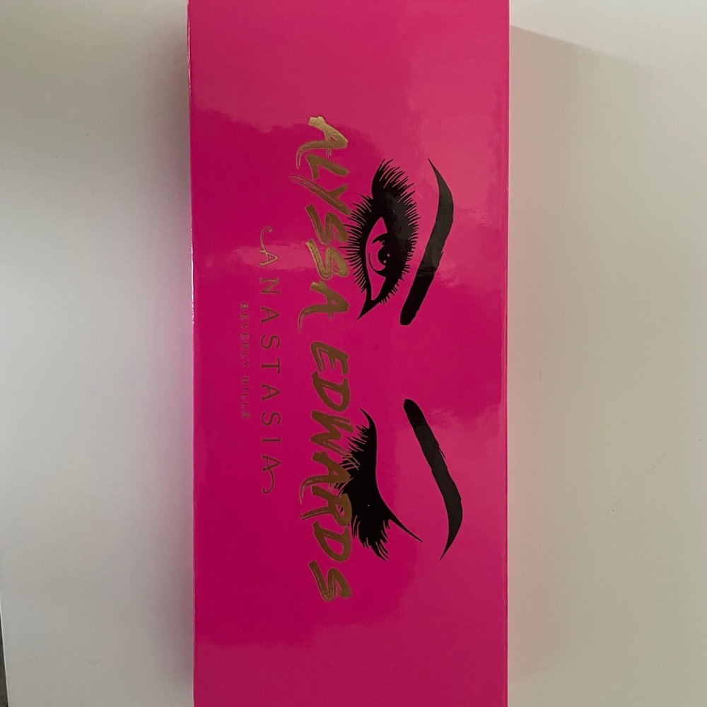 NEW Anastasia Beverly Hills Alyssa Edwards Palette